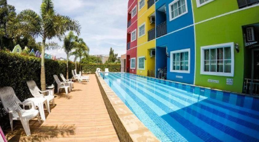 Hotel Holland Patong